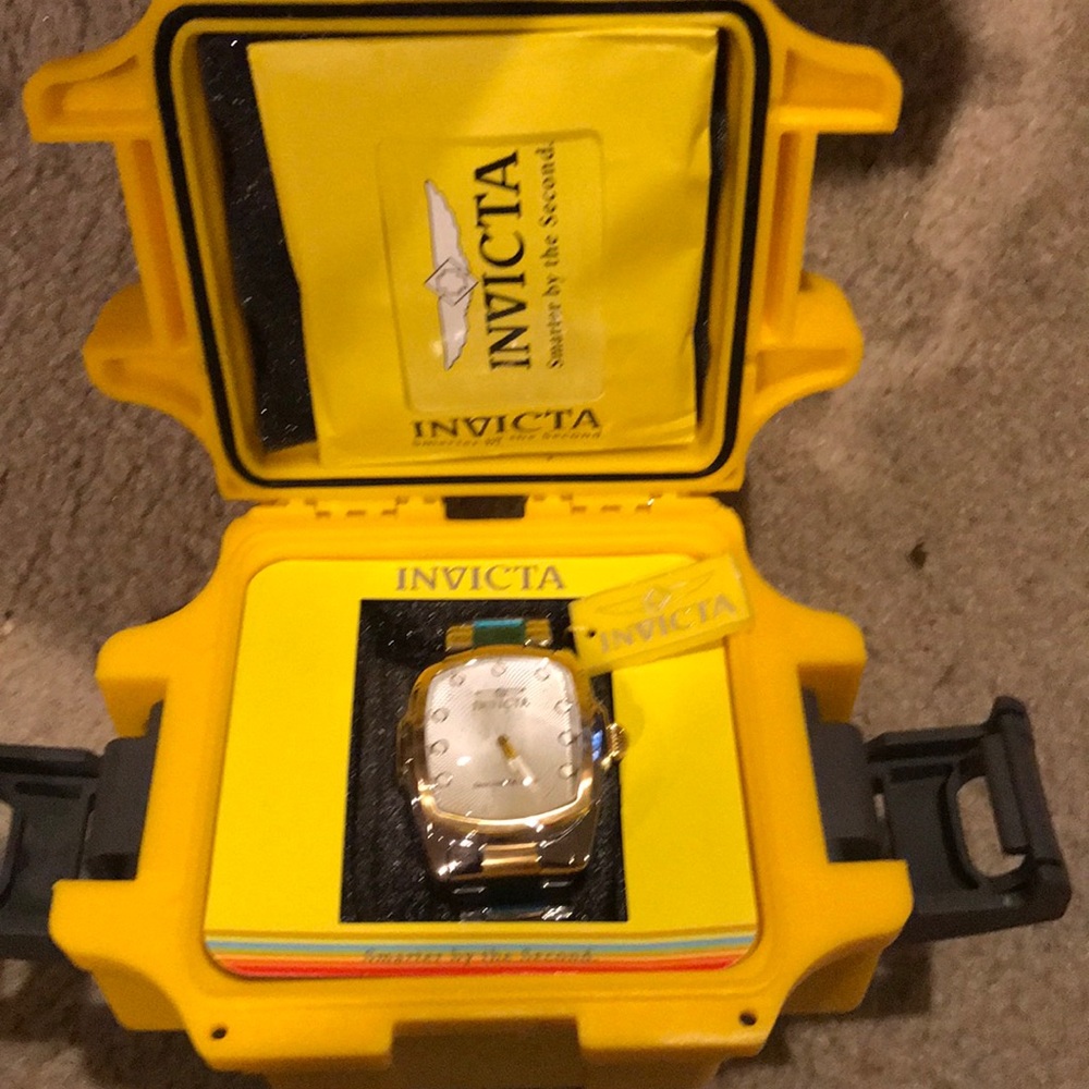 Invicta Watch - Picture 2 of 3